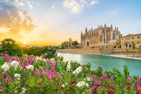 La Catedral de Mallorca en el casco histórico de Palma