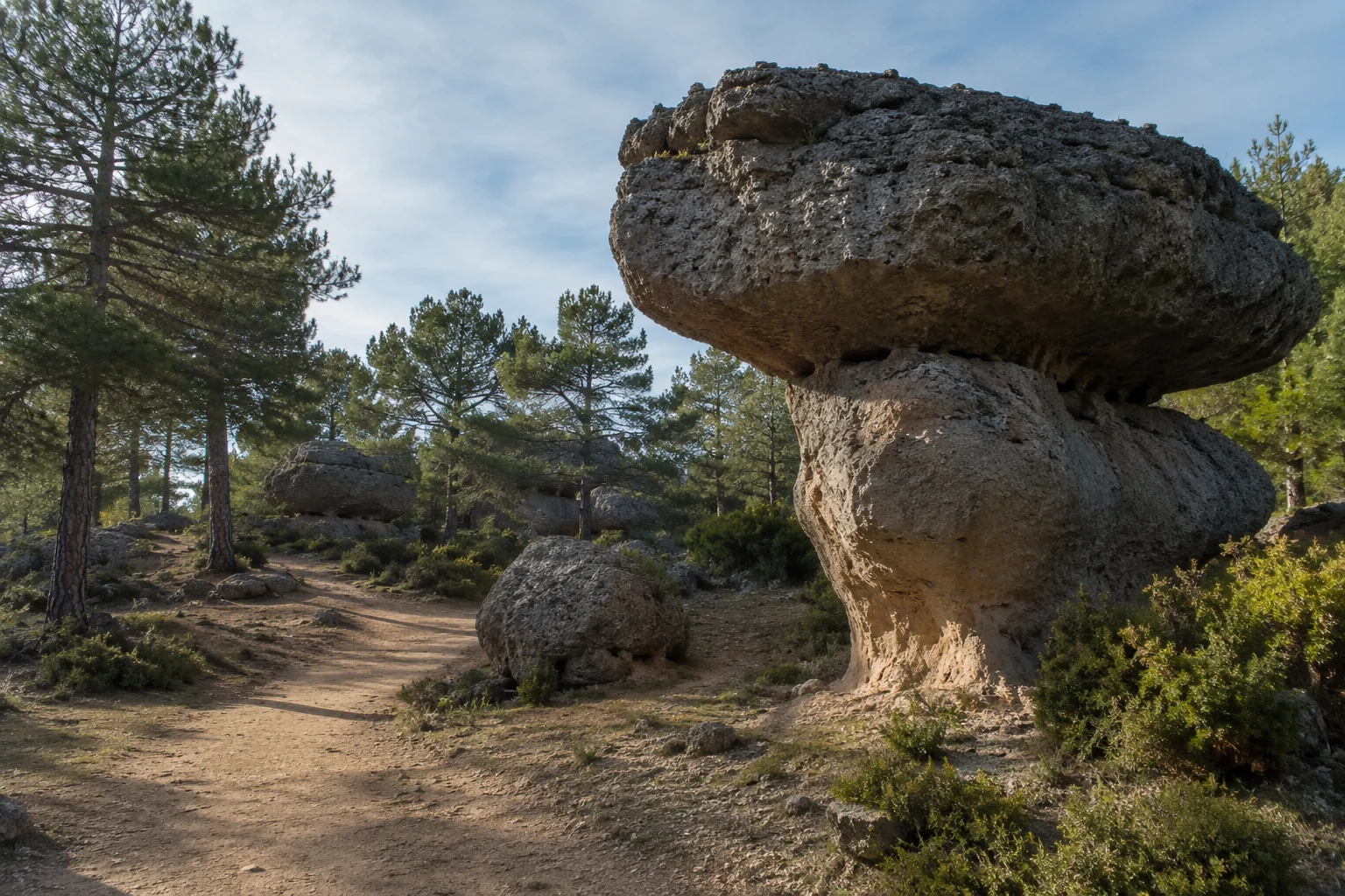Formaciones rocosas de la Ciudad Encantada en la Serranía de Cuenca