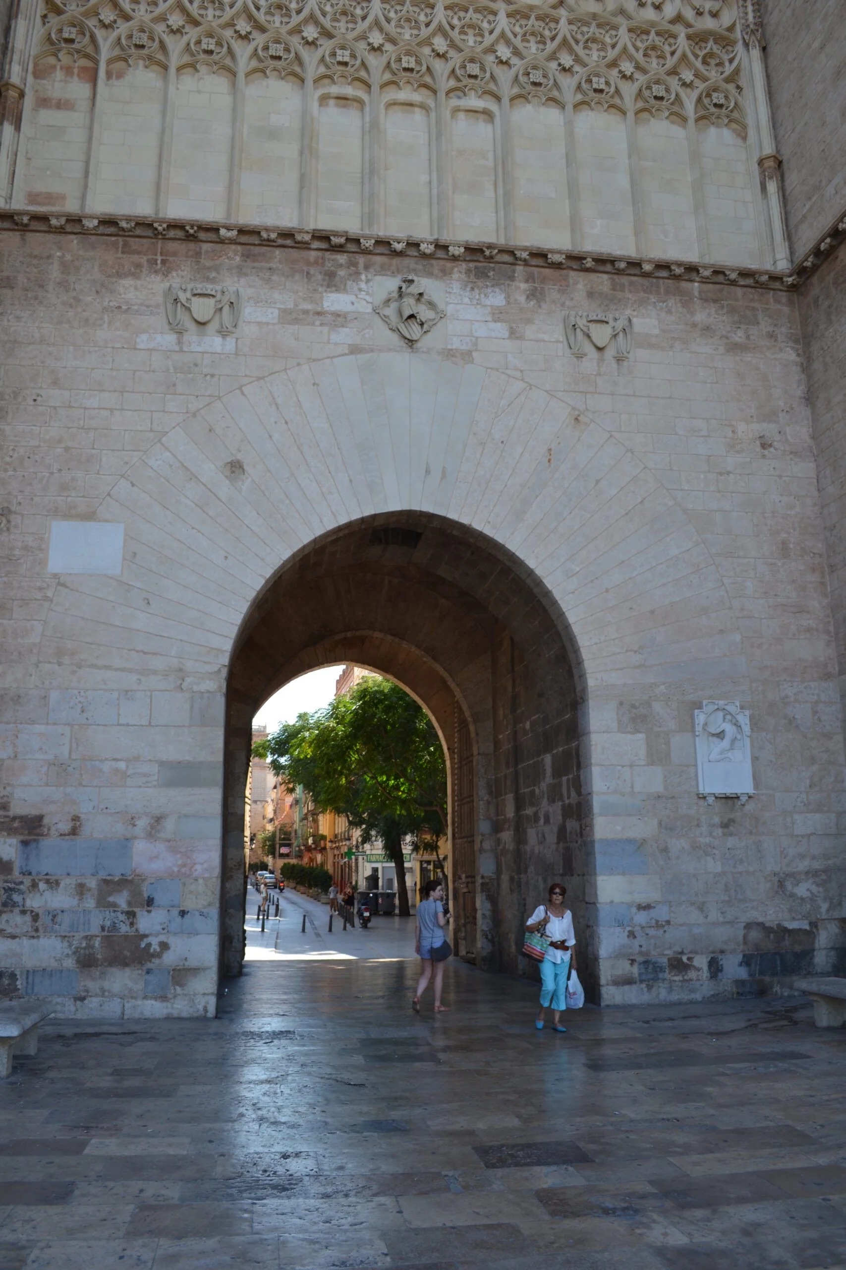 Torres de Serranos en el casco histórico de Valencia