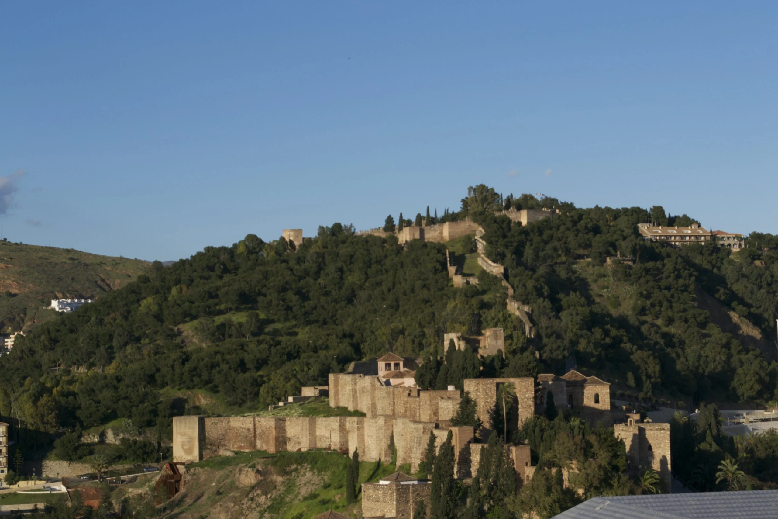 Castillo de Gibralfaro en Málaga visto desde la Alcazaba