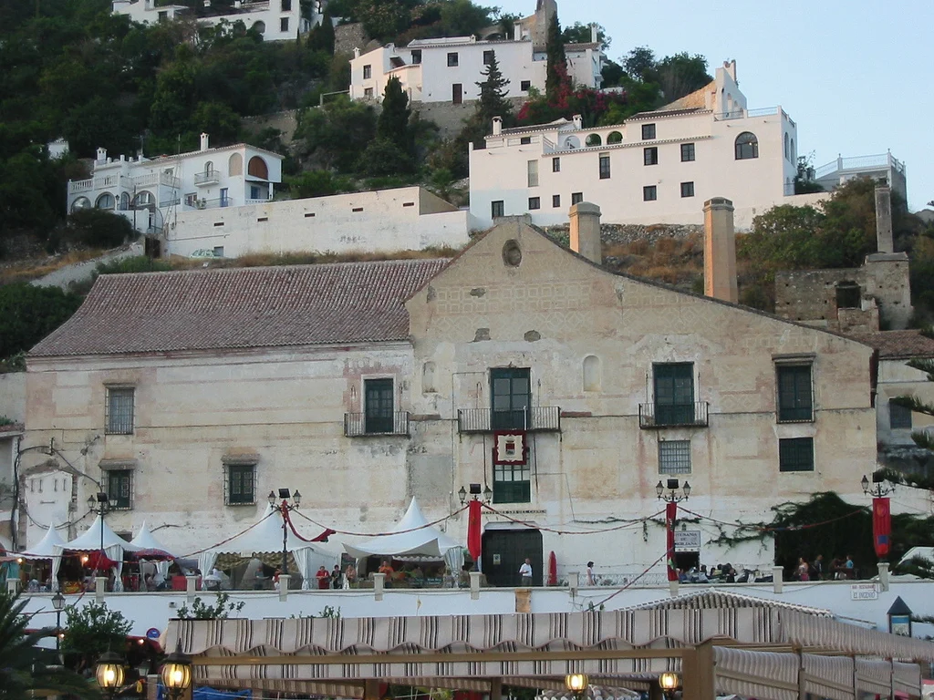 El Ingenio de Frigiliana, antiguo palacio de los Condes y fábrica de miel de caña