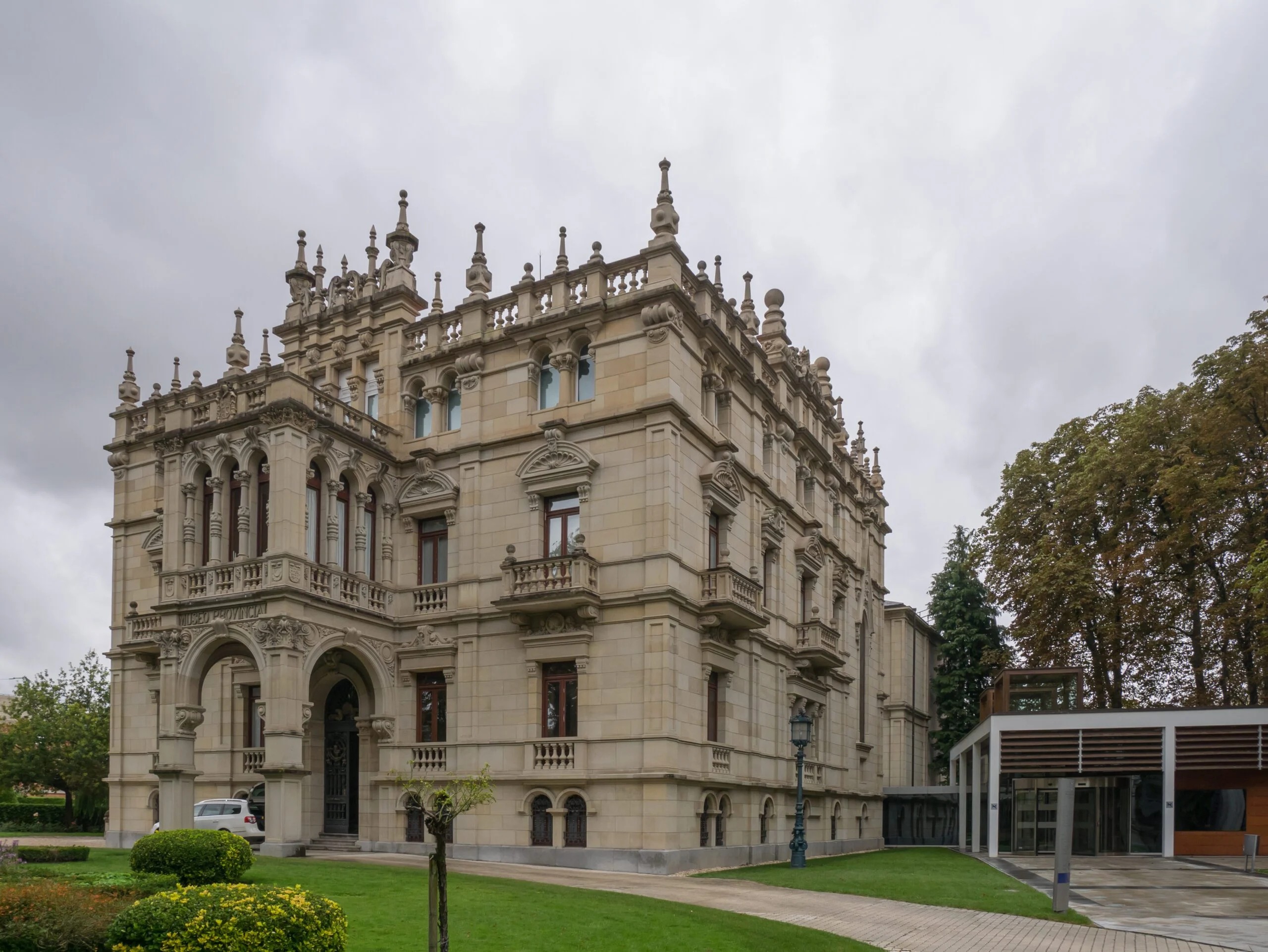 Exterior del Museo de Bellas Artes de Álava en Vitoria-Gasteiz