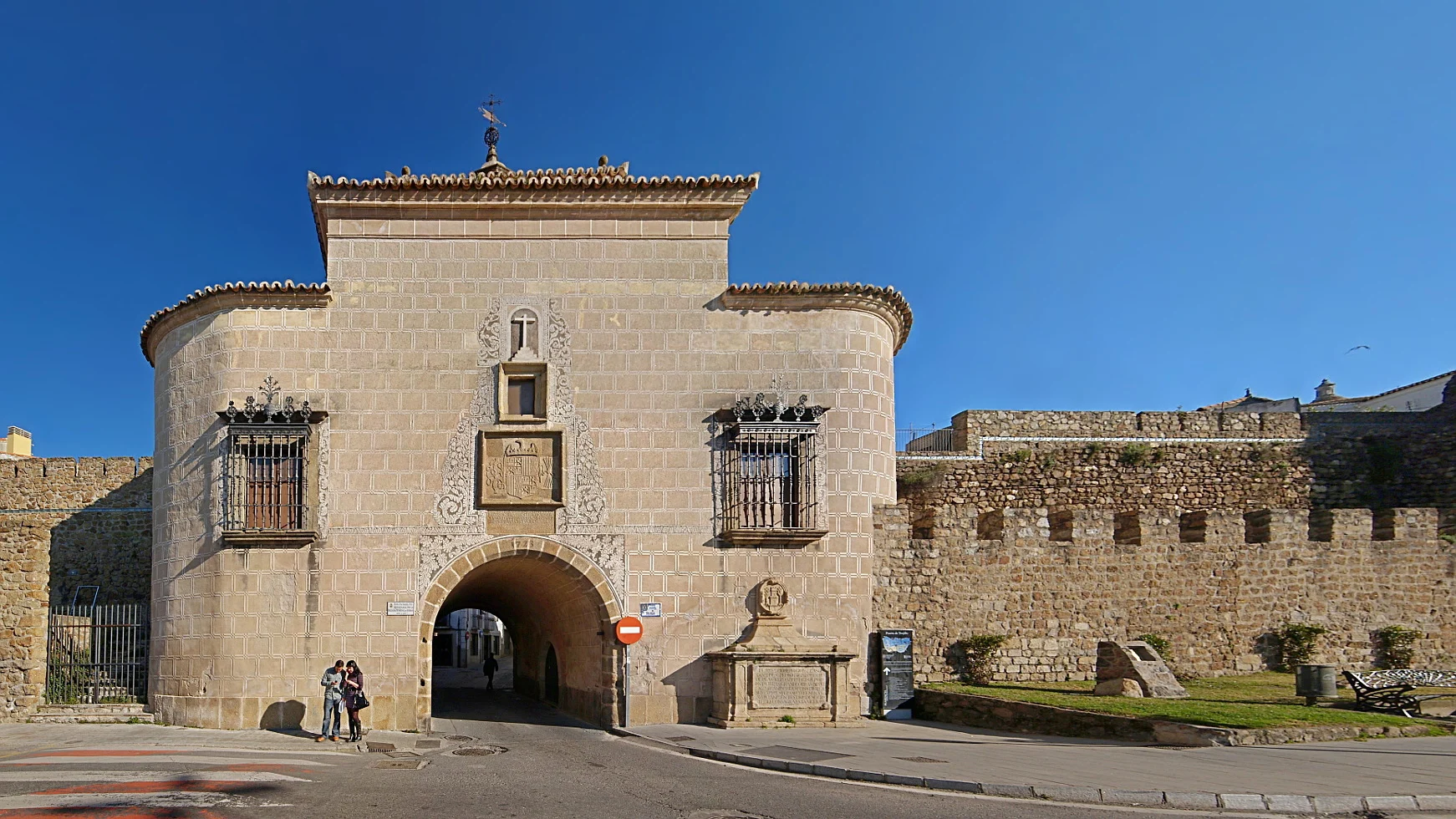 Puerta de Trujillo en la muralla de Plasencia
