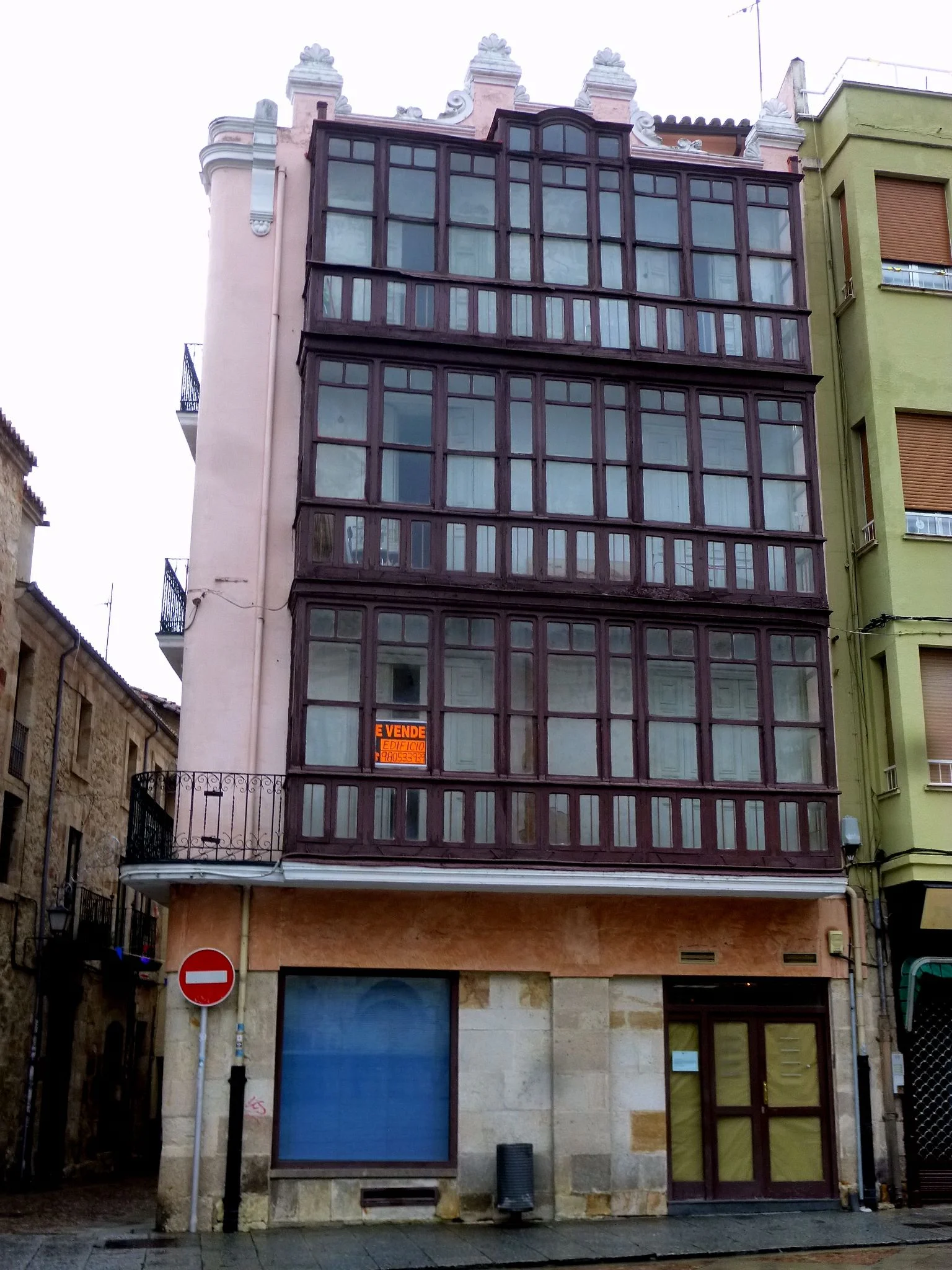 Plaza Mayor de Zamora con edificios del casco histórico